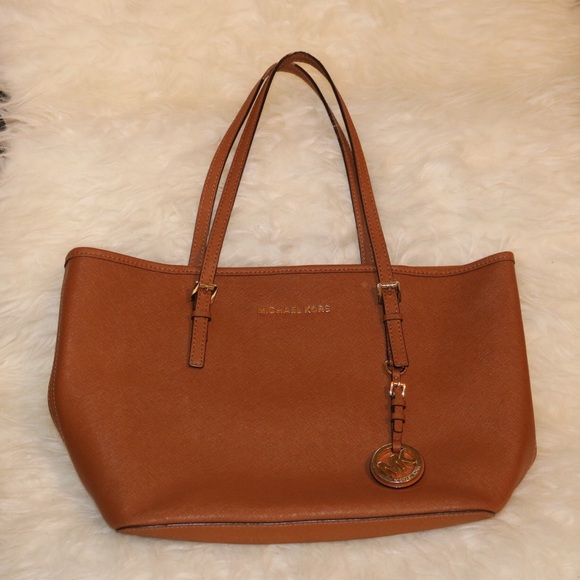 Michael Kors Handbags - Mk handbag