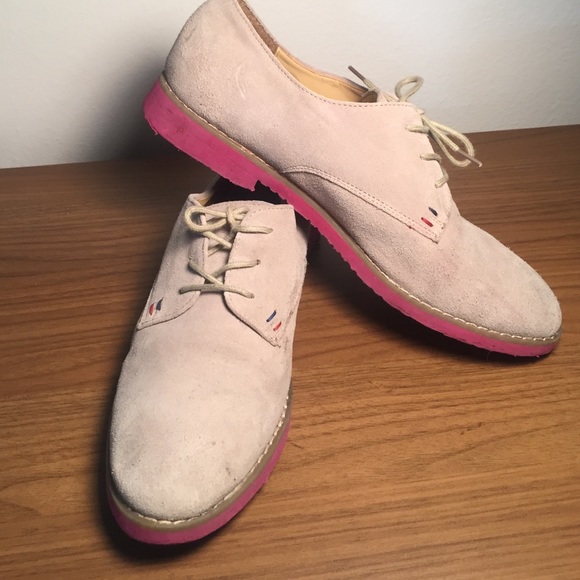 Tommy Hilfiger loafers with pink sole