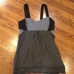 Lululemon "Tame Me Tank" size 8
