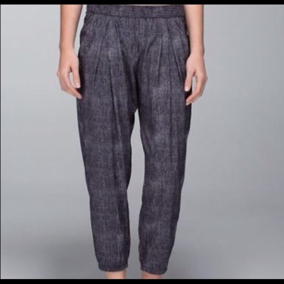 Lululemon workout parachute pants! ✨✨