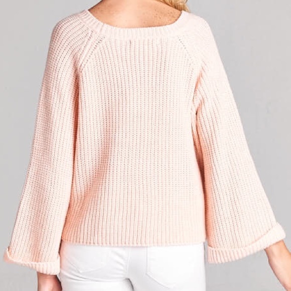Soft pink loose sweater - Picture 2 of 3