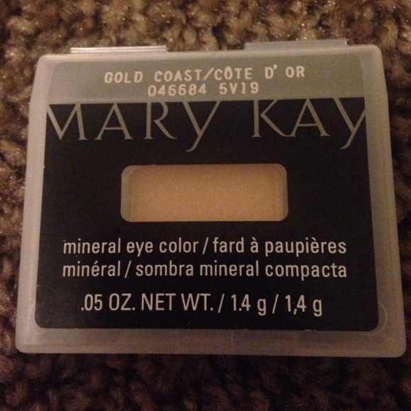 Eye shadows - Picture 3 of 3