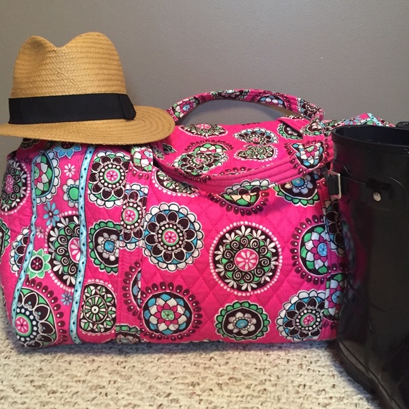 Very Bradley duffle bag