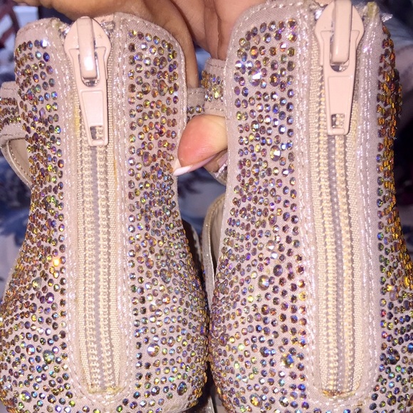 Shoes - Picture 3 of 3