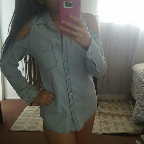 Peek a boo shoulder top