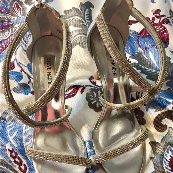 Shoes - Picture 2 of 2