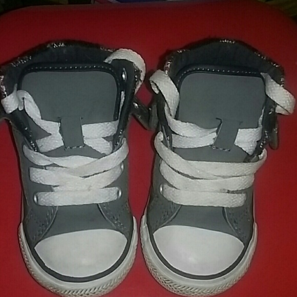 Converse Infant size 5
