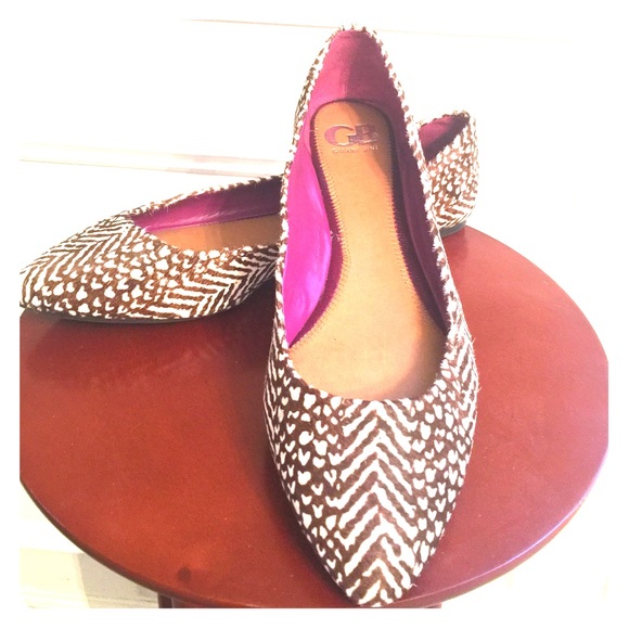 Gianni Bini Flats Flash Sale! Reduced Price!!!