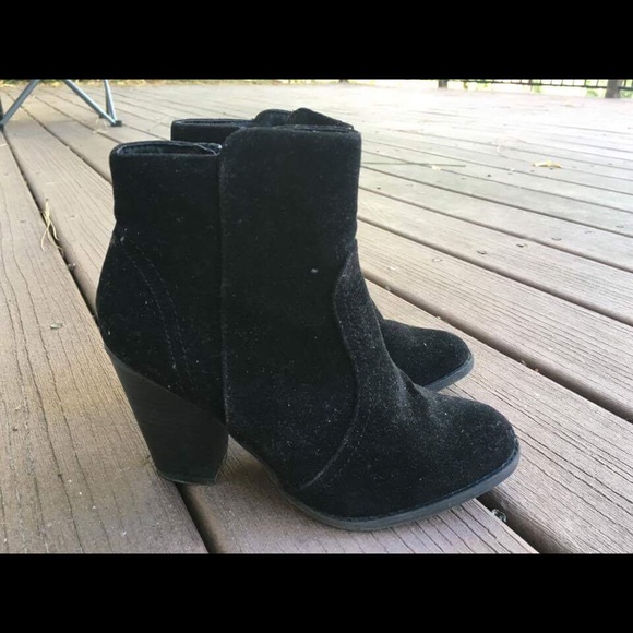Lulus booties