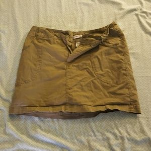 NEW St. John's Bay Army Green Skort Petite Stretch