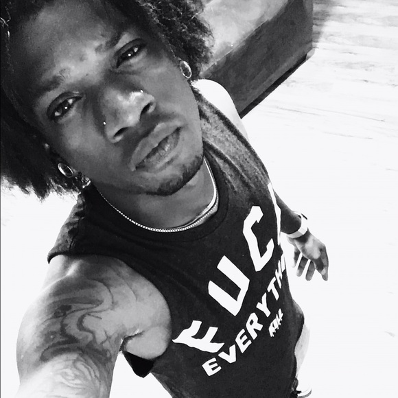 Meet your Posher, Brady - Picture 1 of 1