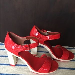 Marc by Marc Jacobs red platform sandal