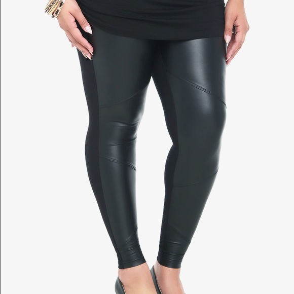 Torrid 0x leather look leggings