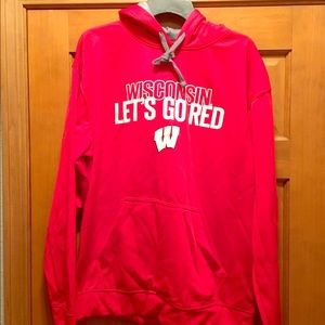 BNWT Men's Wisconsin Badgers Hooded Sweatshirt