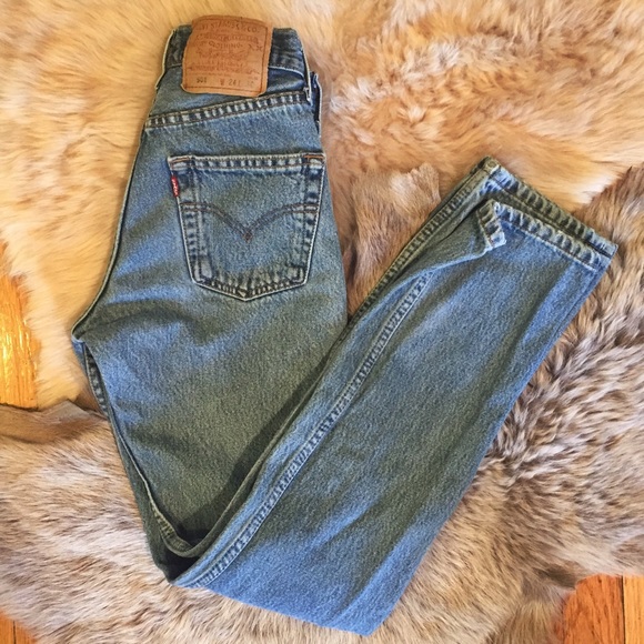 🚫SOLD🚫🍁Vintage Light Wash 501 Levi's 23🍁 - Picture 3 of 4