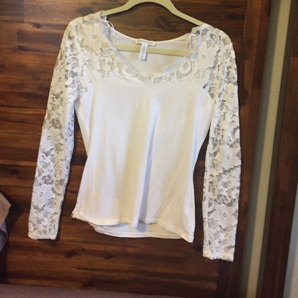 Lace long sleeve