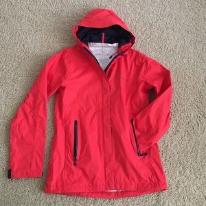 Vineyard Vines Stow-n-go Raincoat