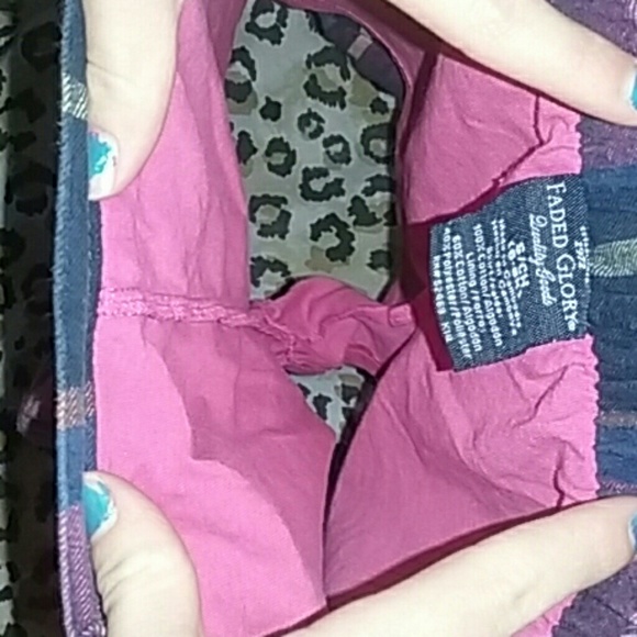 Skirt - Picture 3 of 3