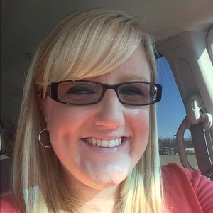 Meet your Posher, Dana