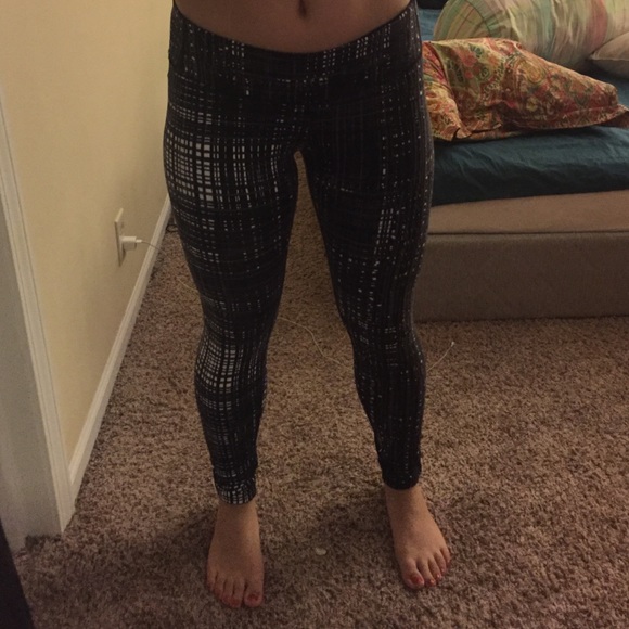 Black and white leggings
