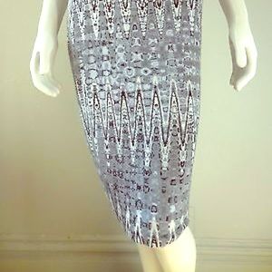 Matt M Small pencil skirt below knee stretch