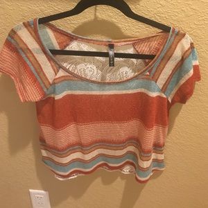 Cute crop top from full tilt. Bought from tillys