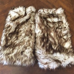 Rave fuzzy boot covers