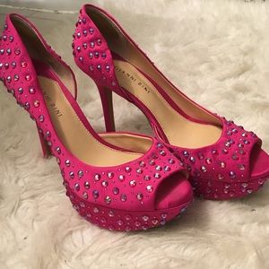 Gianni Bini Platform Heels