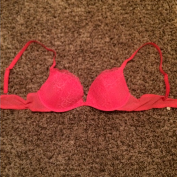 Aerie lightly lined lace bra
