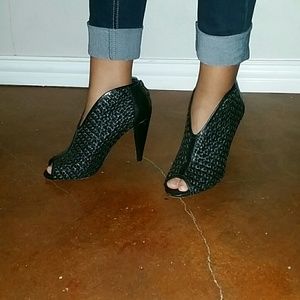 Lovely black booties