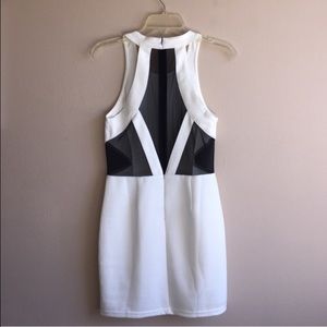 Bodycon dress 👗 see through back