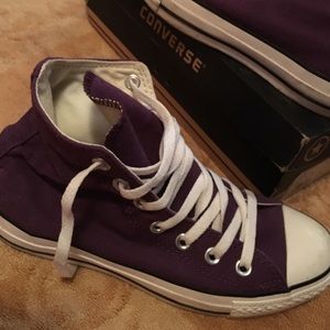 Purple Converse women's Size 7