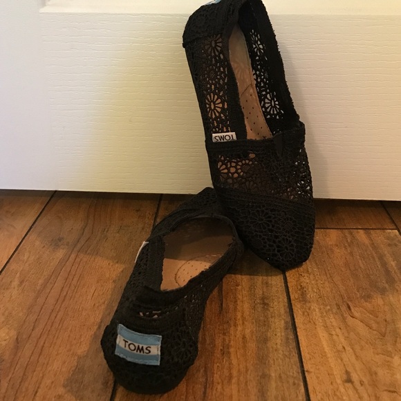 TOMS Crochet Shoes