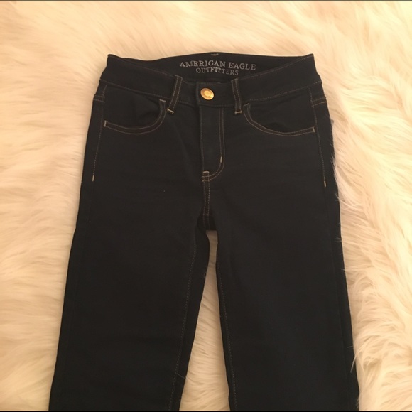 NWOT American Eagle skinny jeans dark wash