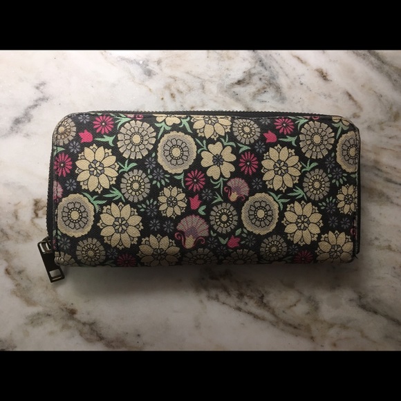 Floral wallet