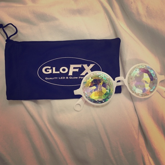 GloFX glasses