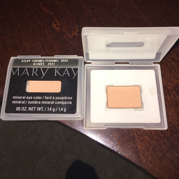Mary Kay Eyeshadow Silky Caramel