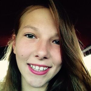 Meet your Posher, Michaela