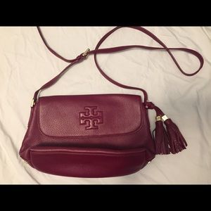 Tory burch Thea messenger bag new