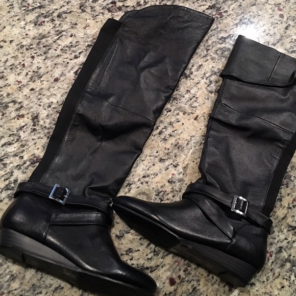 Black Chinese Laundry Tremendous Leather Boot Sz.6