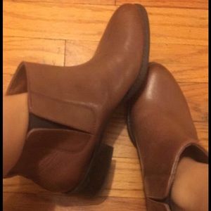 Leather Chelsea boots