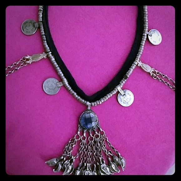 Genuine Tribal fringe necklace+ free earrings!