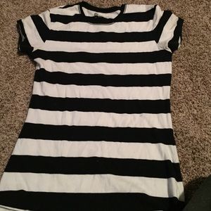 GAP favorite stretch tee