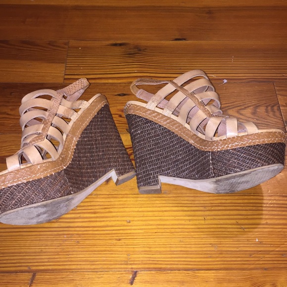 Elizabeth and James Silva wedges - Picture 2 of 4