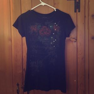 black "stranded" tee