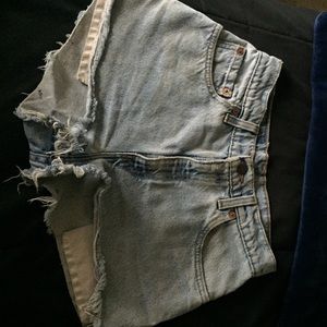 levi jean shorts