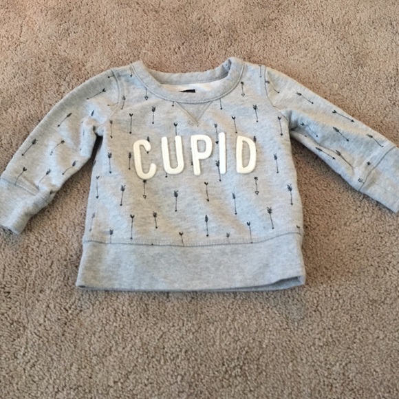 Baby gap sweatshirt size 6-12months