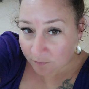 Meet your Posher, Edith