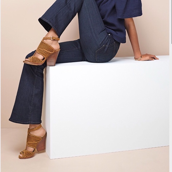 Vince Camuto Shoes - SALE Vince Camuto Caged Wedge Sandals