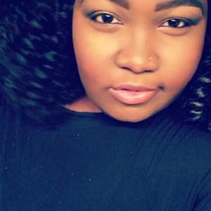 Meet your Posher, Kamilah